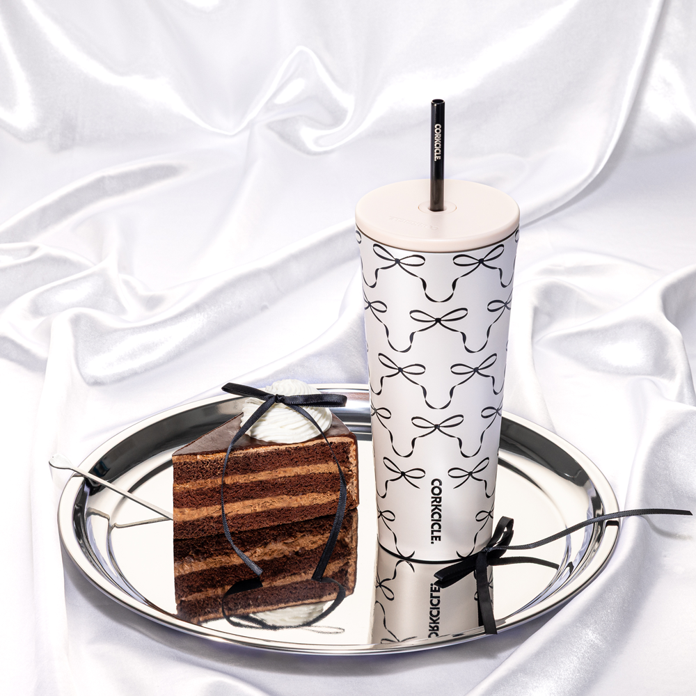 cold-cup-o4 2a98a7269432--2224PBBC-lifestyle.png